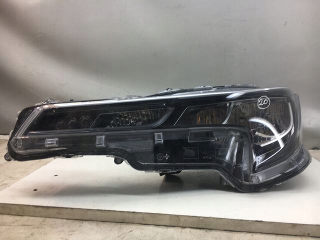 фото №1, Toyota corolla лампа левая full led 81150-02s60