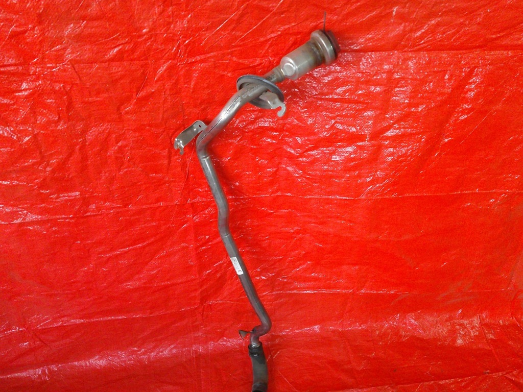 Infiniti q30 2.2d 2016 труба заливная горловина топлива Доставка