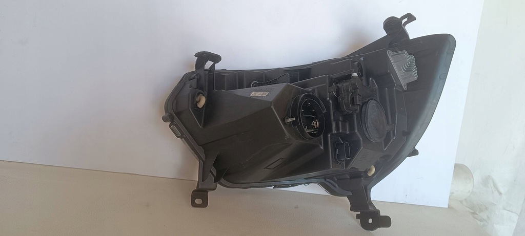 фото №12, Лампа renault master iv 4 led 19- права 260105567r