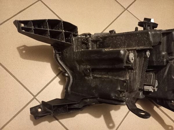 Toyota land cruiser 150 led лампа ліва передня перед 60-266 Ціна