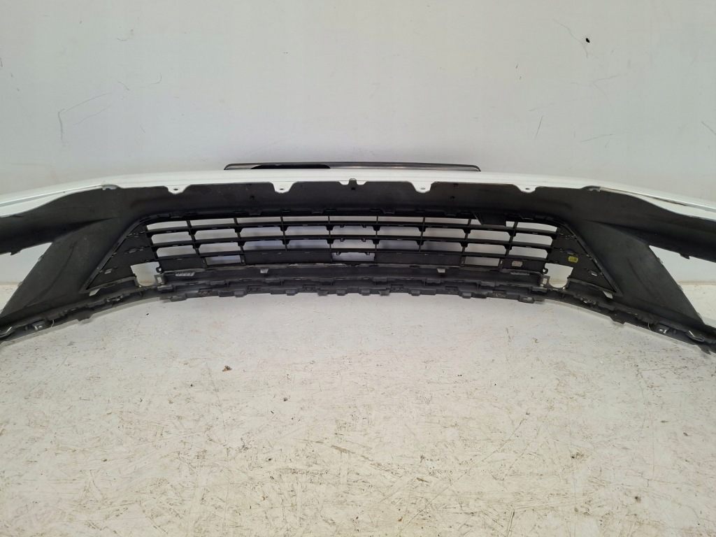 Бампер передний перед vw touareg 7p 7p6 lift 2014-2018r. хороший с Разборки