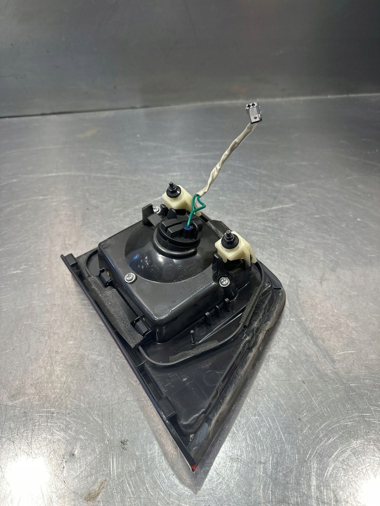 фото №7, Chevrolet orlando 2012 задняя сторона левая лампы задний крышки багажника