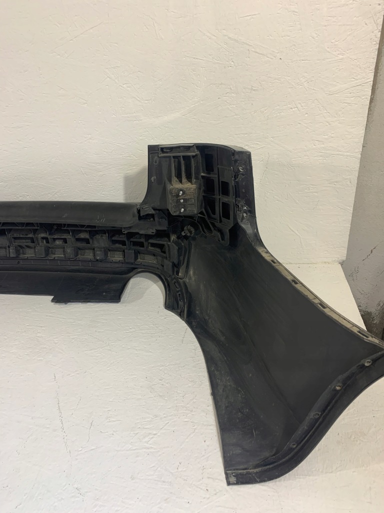 фото №9, Audi оригинальный номер 8e9807511j бампер задний