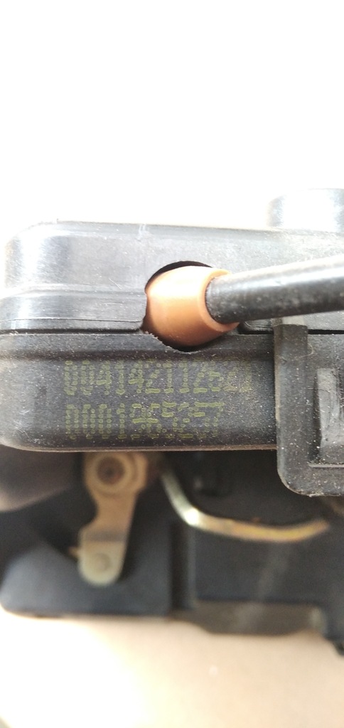 фото №6, Mercedes c220 w203 замок дверь задняя p 2037300235