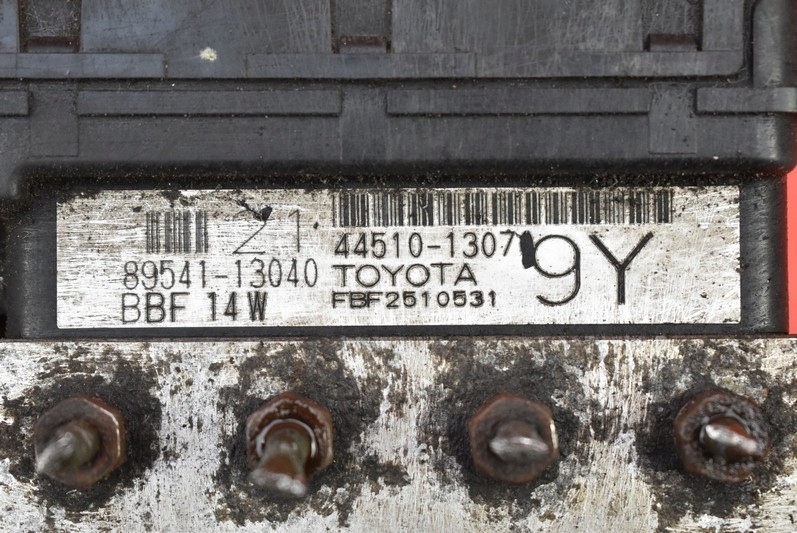 фото №7, Насос abs toyota corolla verso 1 i 2.0 d-4d 02r