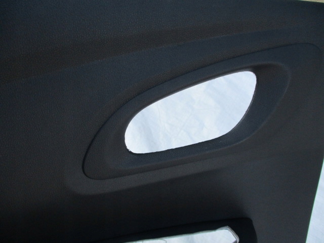 фото №9, Renault kadjar обшивка двері лівих задніх