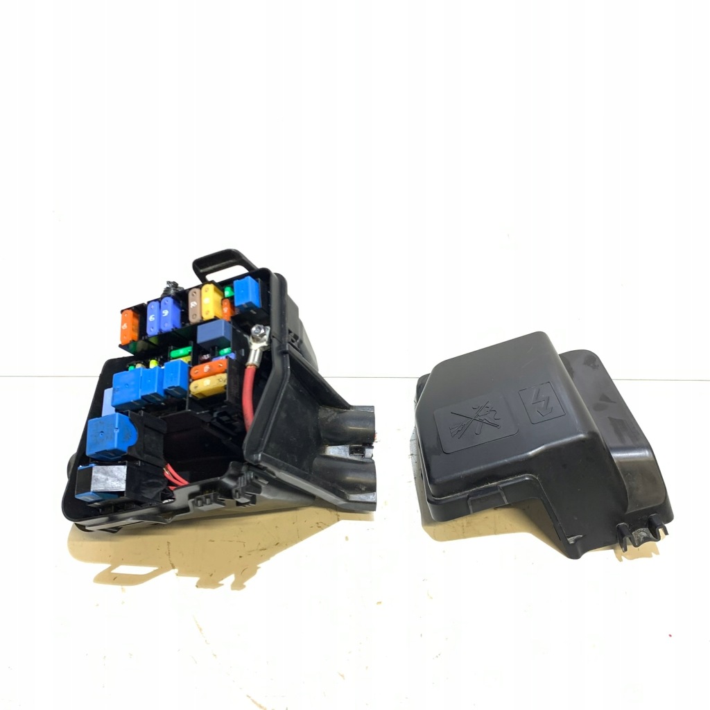 фото №1, Dacia duster ii lift 1.5 dci adblue корпус предохранителей 243829068r