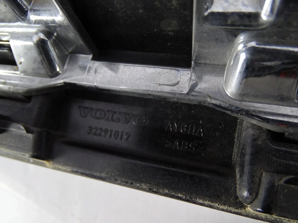 фото №12, Решётка радиатора решётка радиатора радиатора volvo xc60 ii lift