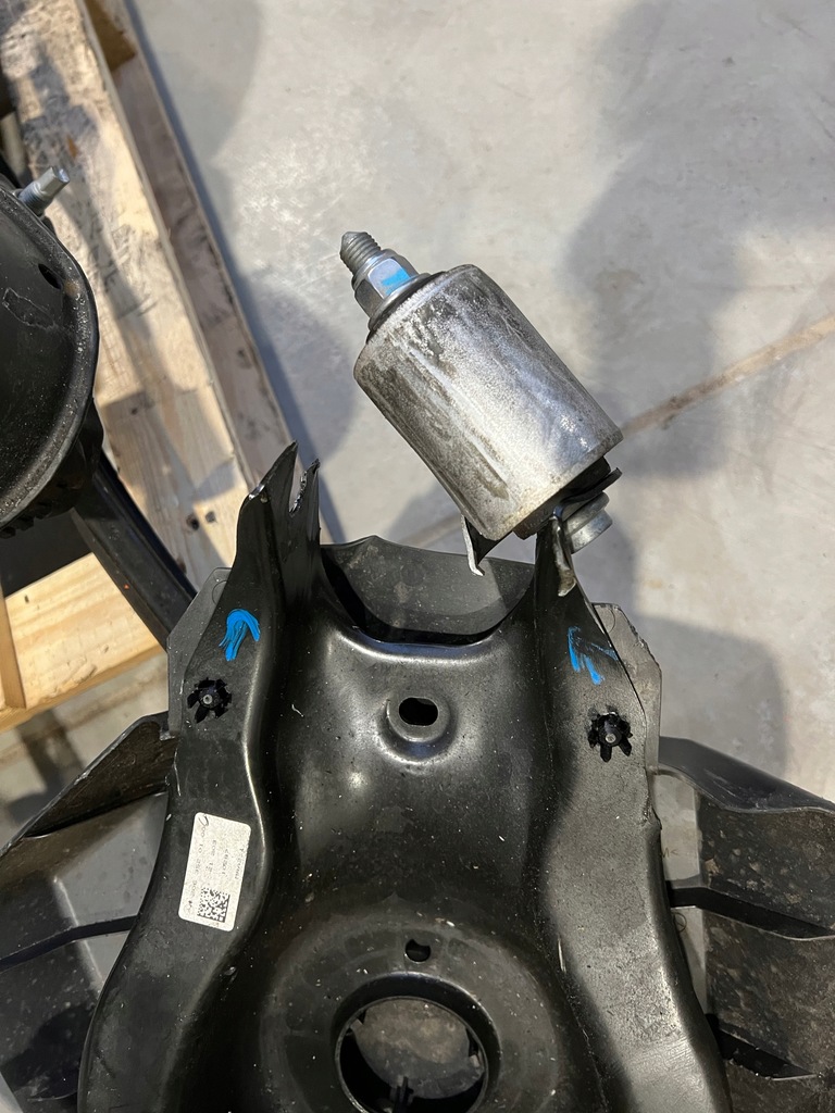 фото №10, Подвеска задние мост подрамник дифференциал mercedes w206 c300d