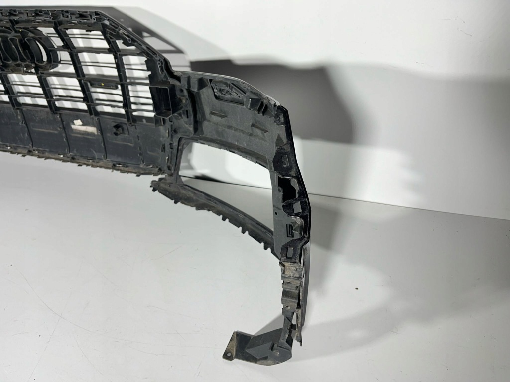 Audi q7 4m 4m0 рестайлинг  2020- бампер перед передний обычный basis 4m0807095f Киев