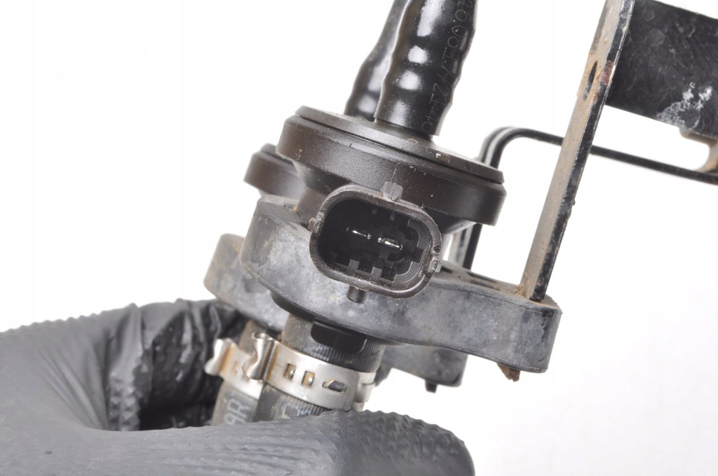 фото №10, Aston martin db11 труба шланг jy53-9b051-ab