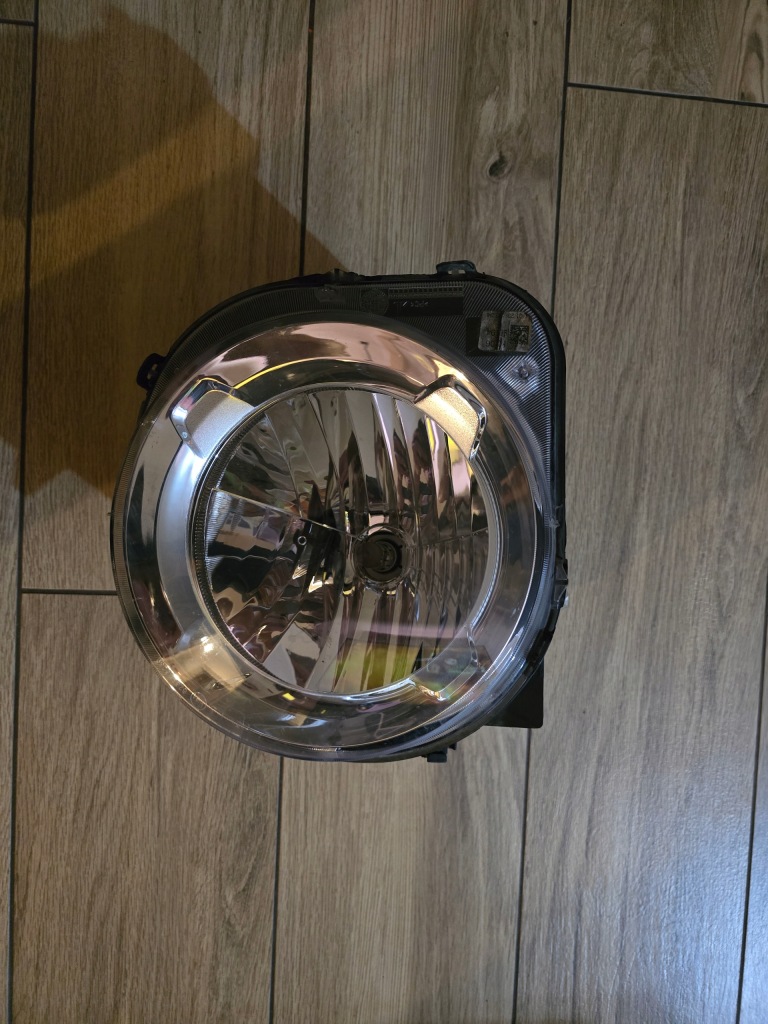 Купити Jeep renegate лампа права рестайлінг  00521027530