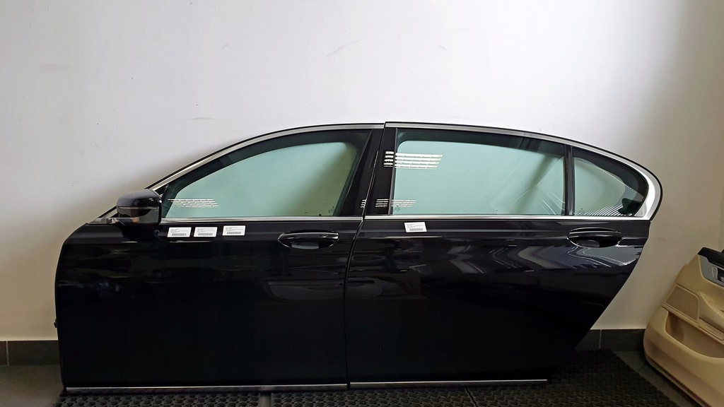 фото №1, Дверь bmw 7 g12 левый задняя 475