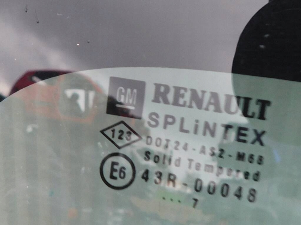 фото №8, Opel vivaro 2.0cdti 2007r lift дверь левый задняя