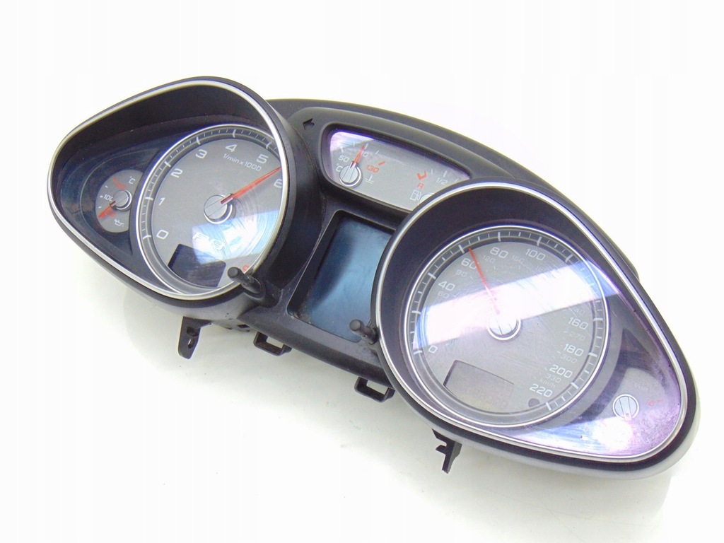 фото №1, Счетчик приборы audi r8 420 4.2 v8 fsi 420920980d