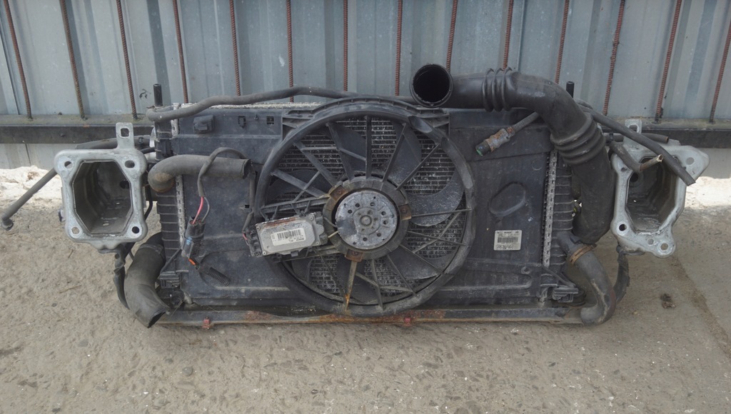 фото №7, Pas передній радіатор volvo c30 2.0 d