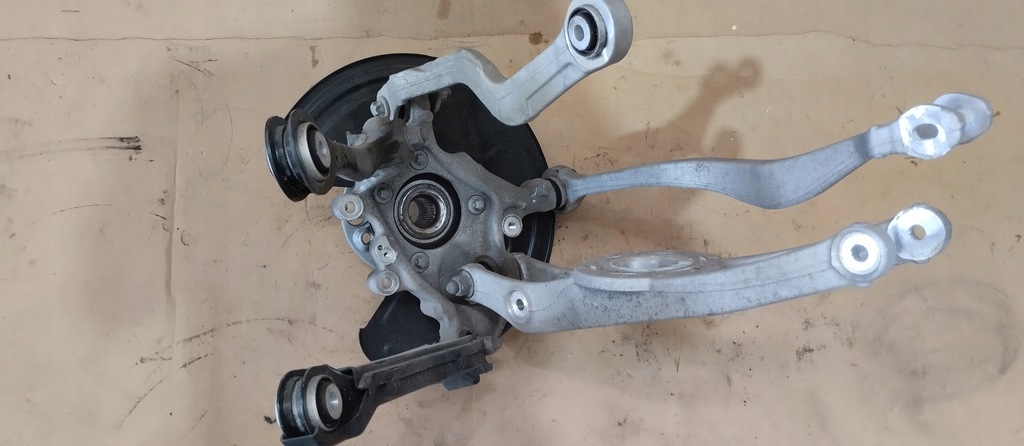 фото №6, Поворотный кулак рычаг ступица правый задняя mercedes c klasa c300e w206 23r комплект