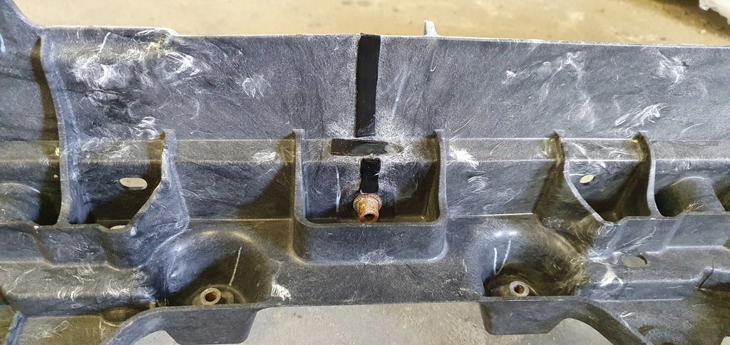 фото №10, Mazda 6 vi 3 iii pas передний усилитель оригинал