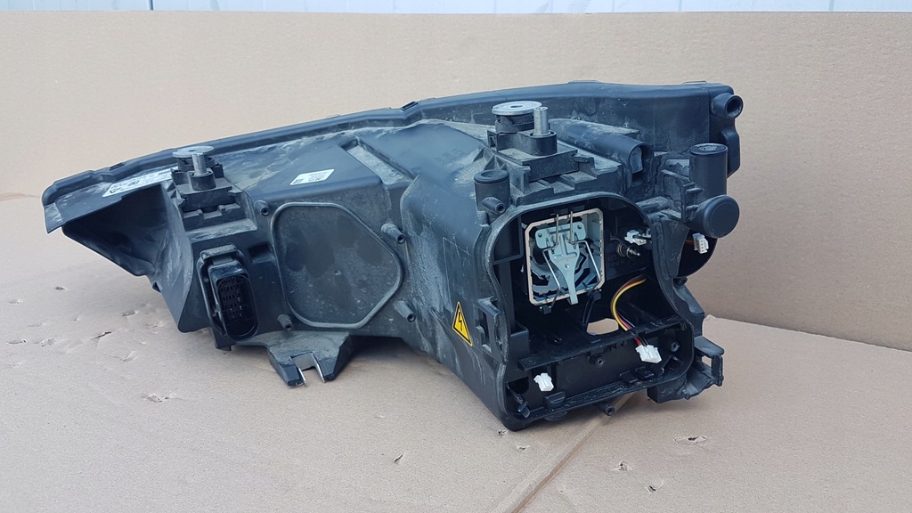 фото №12, Лампа перед правая audi a1 ксенон led 8x0941044