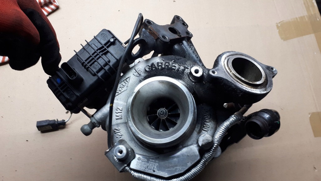 фото №1, A4 b9 8w турбонагнетатель 3.0 tdi 059145873cl a5 8w