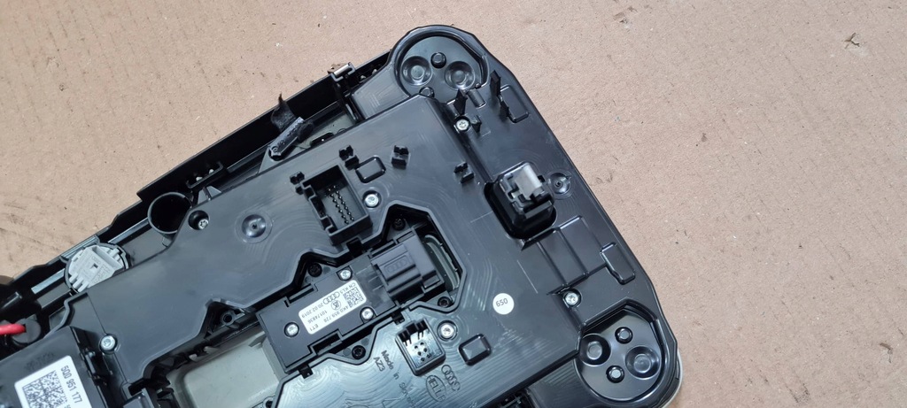 фото №11, A7 c8 4k лампа потолочный pod люк салона led 4k0947135ah a6 c8 4k