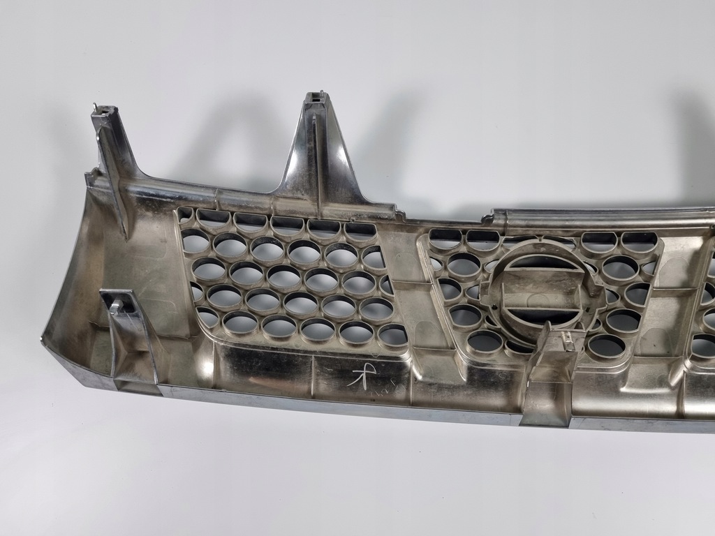 фото №8, Nissan navara d22 lift решітка радіатора решітка радіатора 62310-vk000