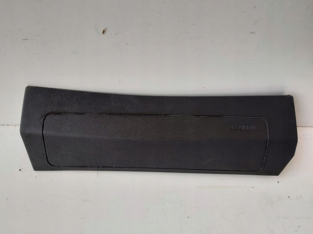 фото №1, Infiniti q30 qx30 заглушка колінна подушка безпеки оригінал