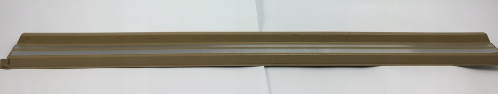 фото №1, Молдинг порог накладка порог mercedes w124 coupe ce правый левый бежевый