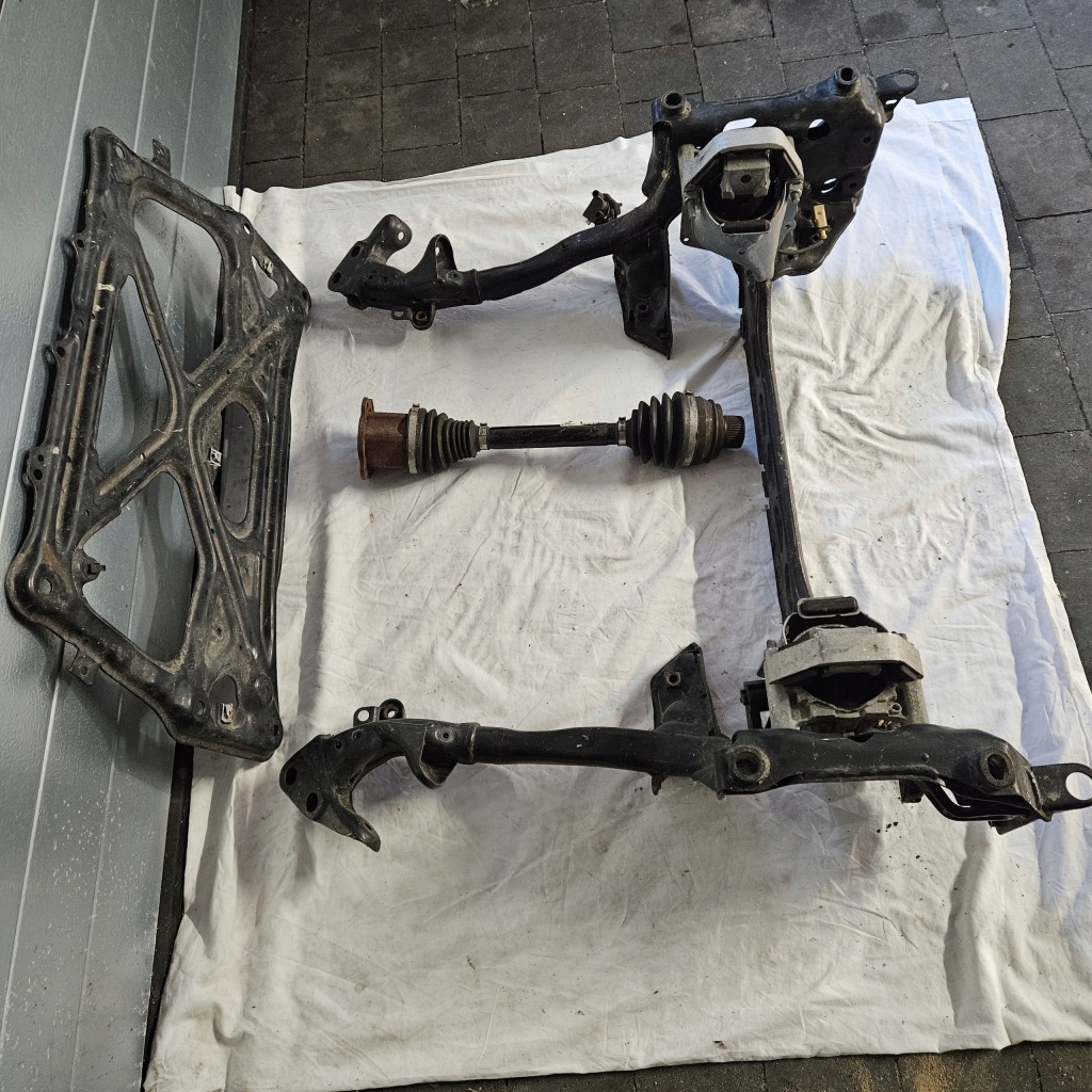 Приводной вал audi 4go Цена