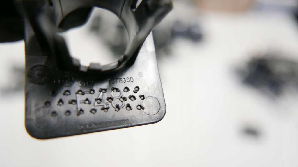 Bmw x1 f48 кронштейн кронштейн корзина pdc задній 7375331 Зі Шроту