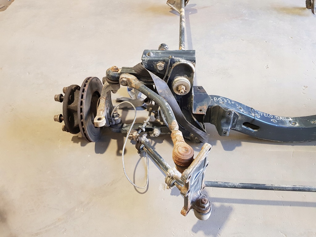 фото №8, Подрамник подрамник двигателя iveco daily iv 3.0 hpi 06-11r eu автобус комплект