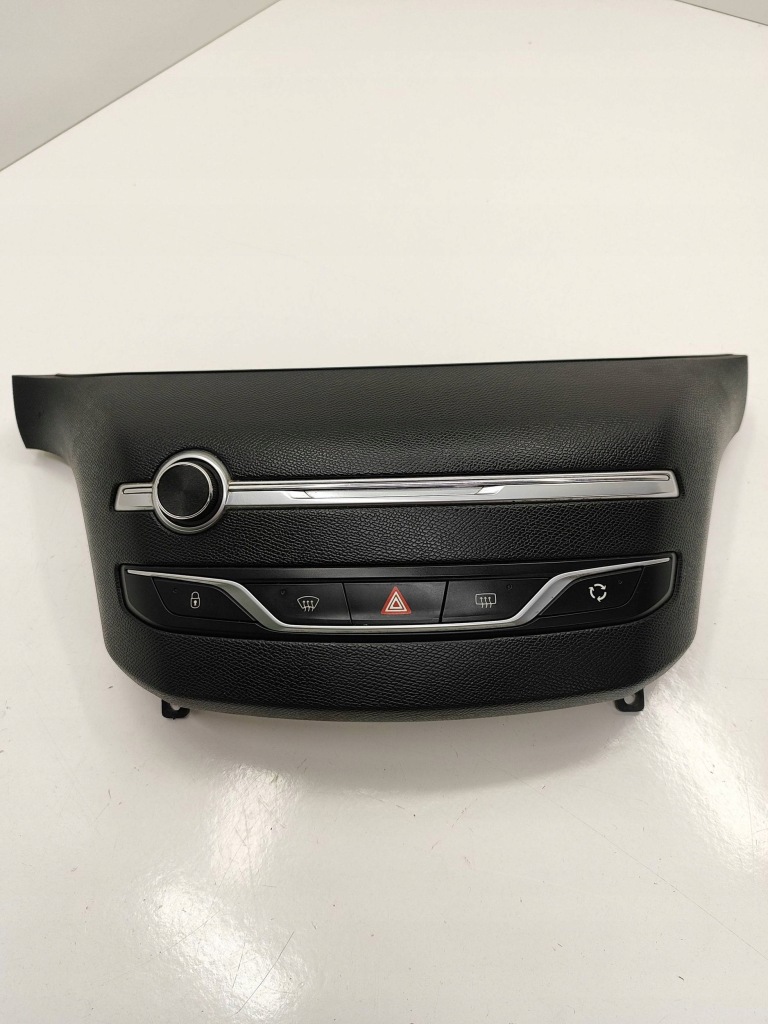 фото №1, Peugeot 308 2015 кнопки многофункциональные