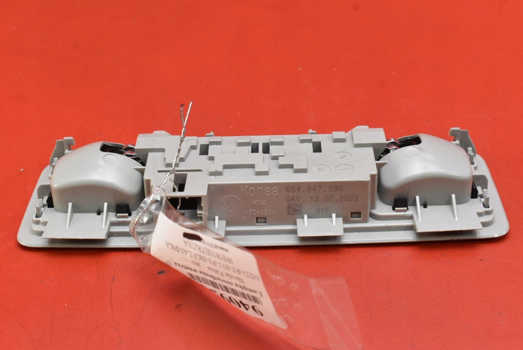 фото №6, Лампа освещение салона задняя 654947290 skoda fabia 4 iv 21-