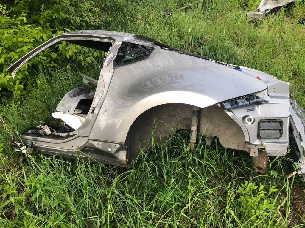 фото №1, Nissan 370z чверть лівий задня idealna