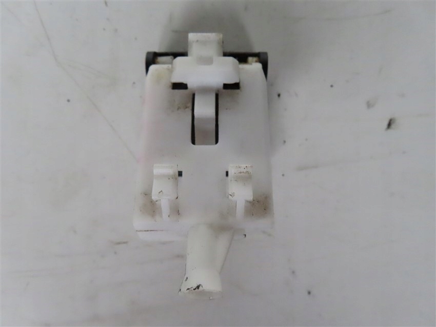 фото №2, Ручка открывания капот toyota yaris ii 06-11 rok