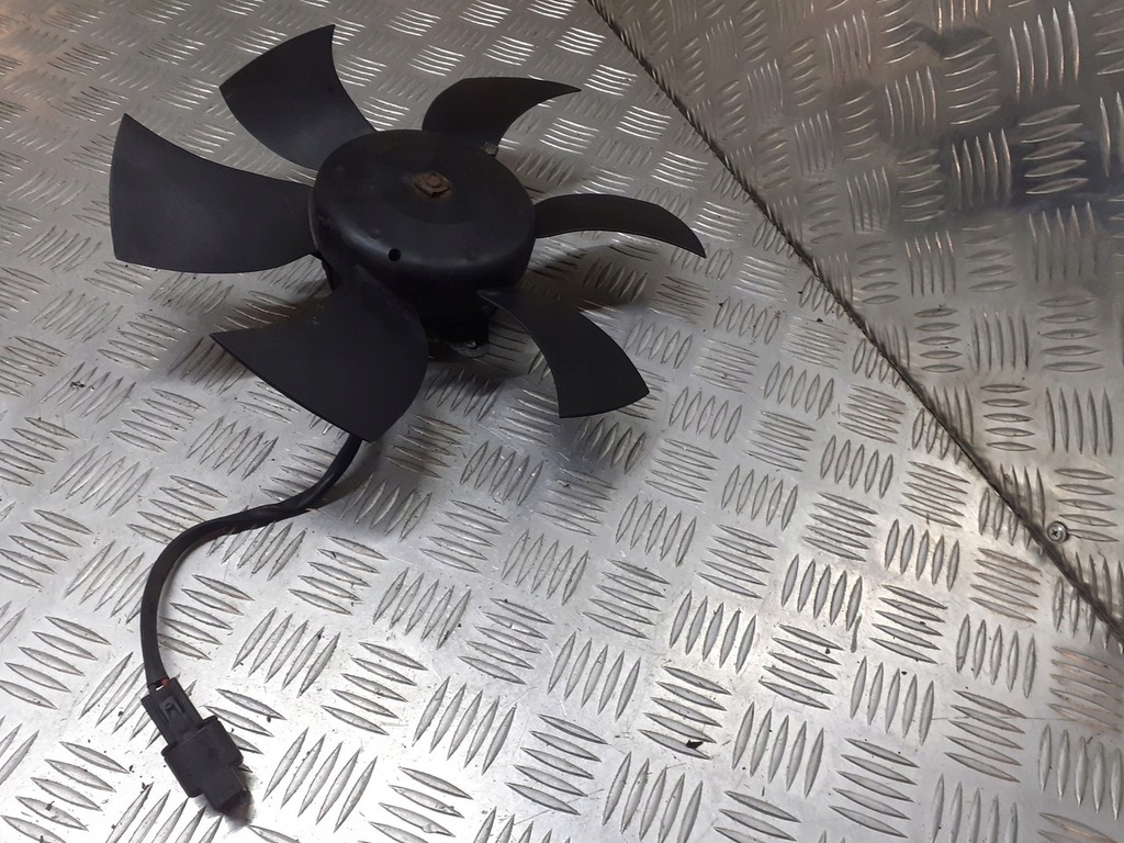 фото №1, Вентилятор радиатора volvo v40 i 1.8