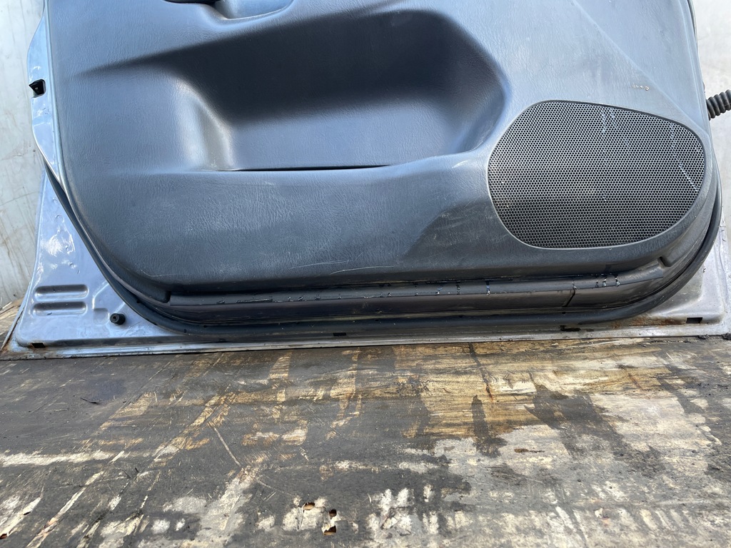 фото №3, Mazda premacy i дверь левая левый перед