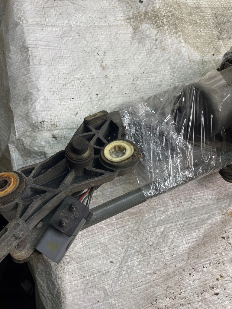 фото №7, Chrysler grand voyager 4 iv 01-04 механизм моторчик дворник перед