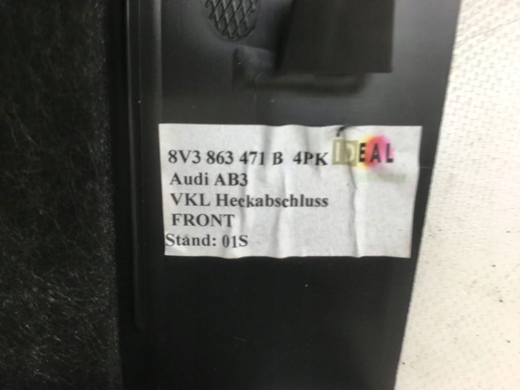 Купити Audi a3 8v 3d 13- накладка поперечина задній 8v3863471b