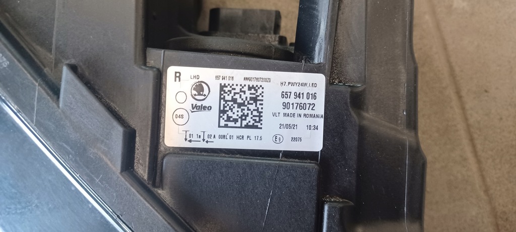 фото №8, Skoda scala лампа правый перед фара full led