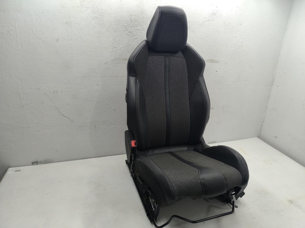 фото №1, Сиденье левый перед водителя peugeot 5008 ii