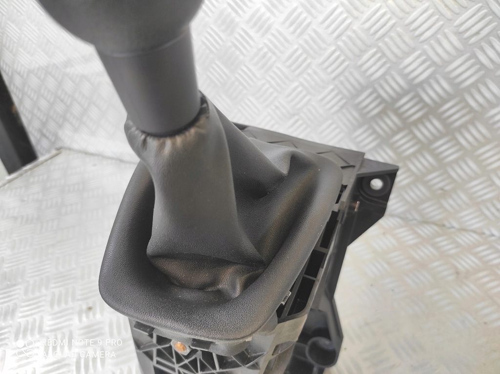 фото №13, Домкрат ручка перемикання передач 9814652680 toyota proace city opel combo e