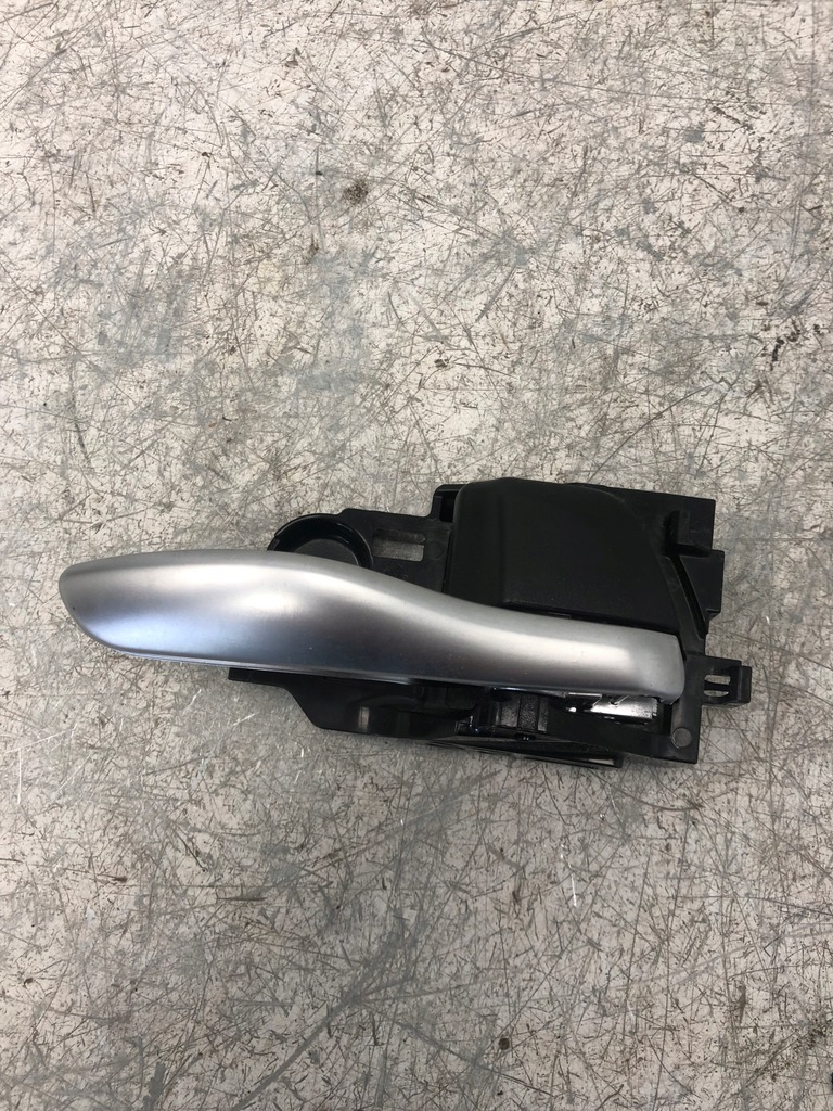 фото №2, Ручка внутренняя правая toyota chr c-hr