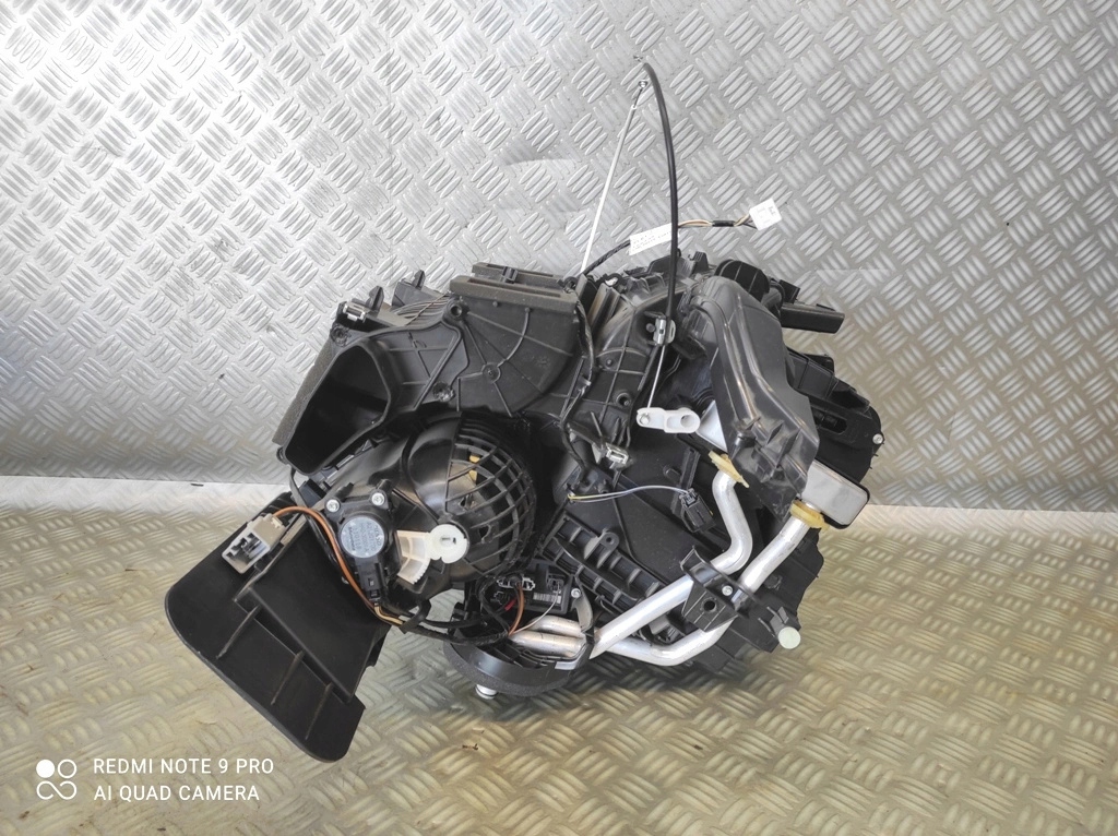 фото №1, Повітродувка обігрівач europa renault clio iv lift 2016-2019 272704766r