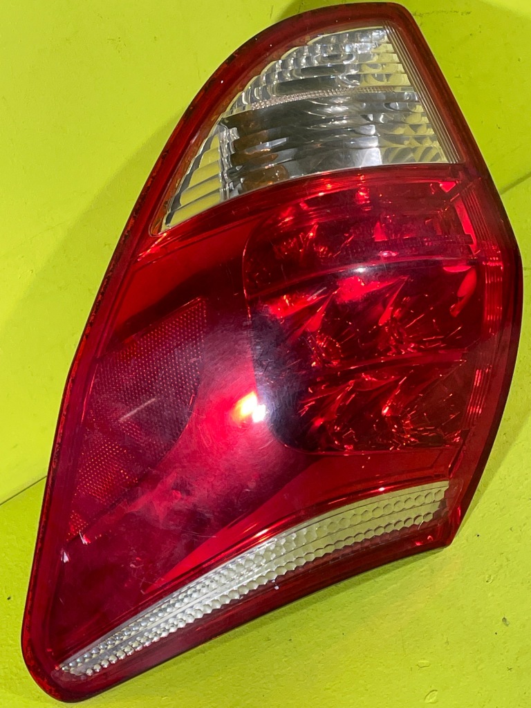 фото №1, Toyota rav4 iii - лампа - правий задня - j88r