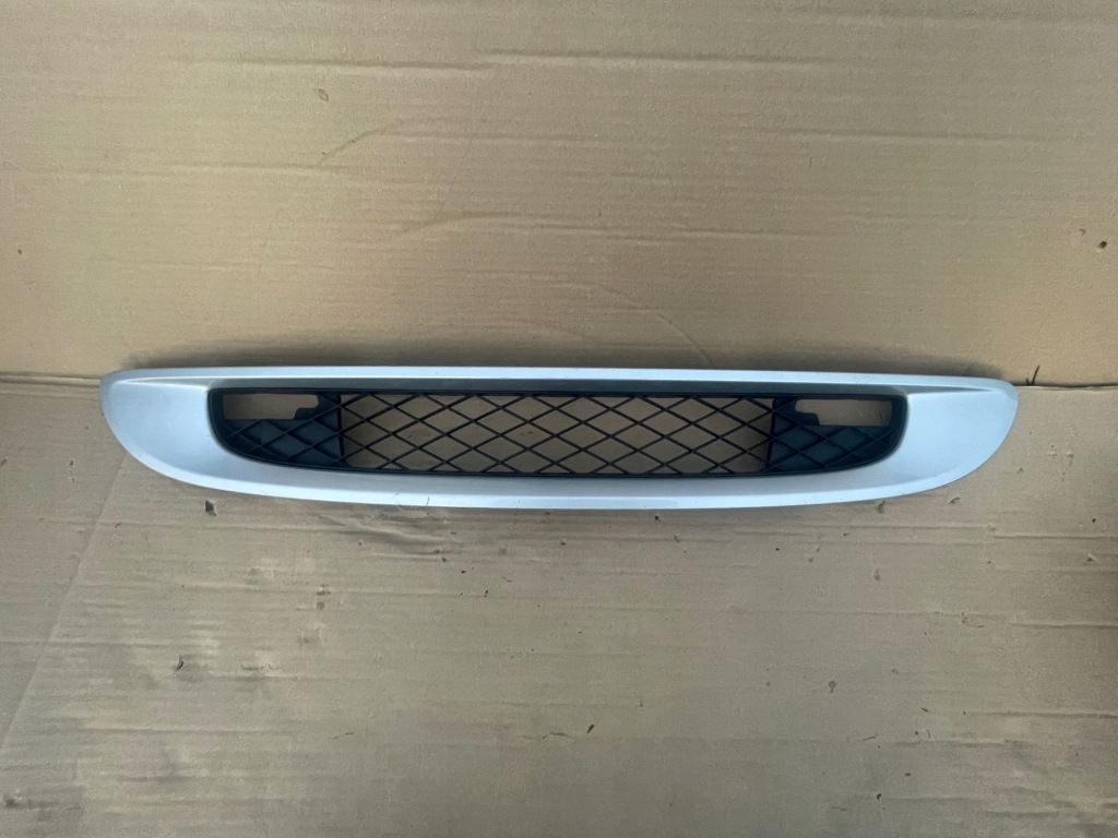 фото №1, Smart fortwo середня решітка бампера перед передня