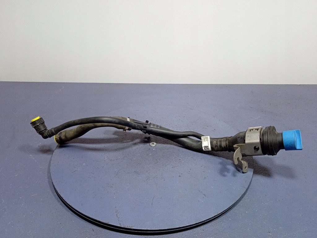 фото №1, Bmw 4 g22 g23 g20 3.0d заливная горловина ad blue scr 7454342