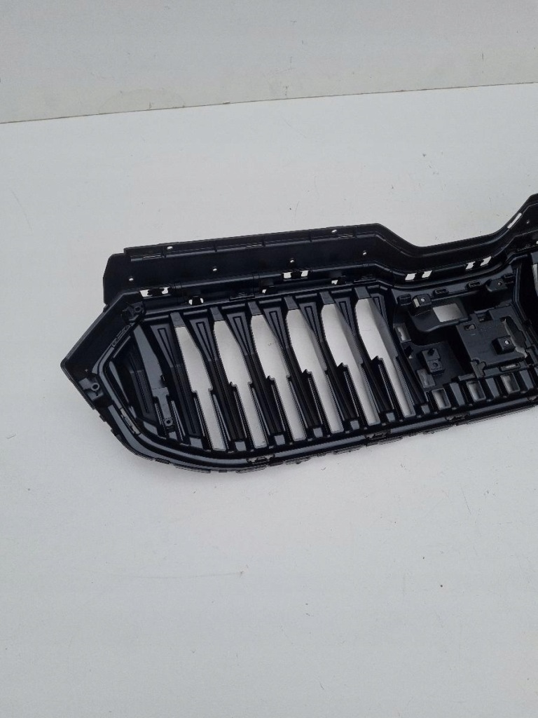 Купить Решётка радиатора решётка радиатора бампера перед 3p0853653a skoda superb 2024^