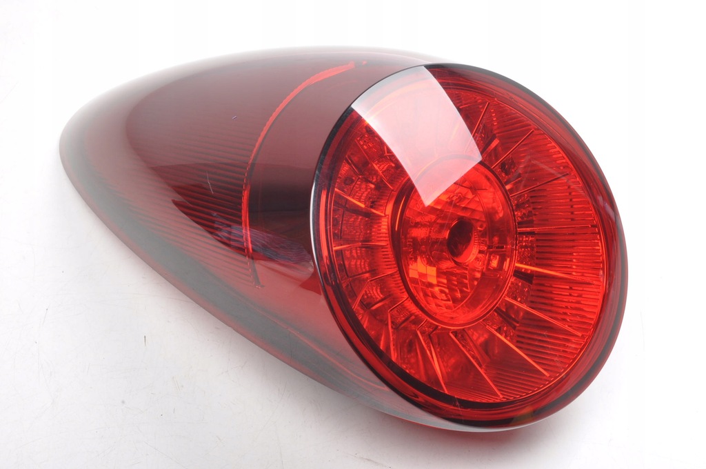 фото №1, Ferrari california 4.3 лампа правая задняя правый задняя 226438