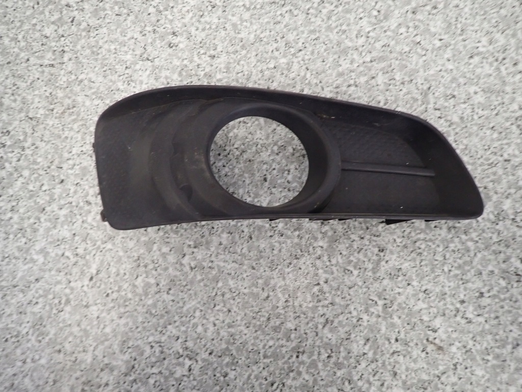 фото №1, Toyota corolla verso 07-09 заглушка протитуманної фари права